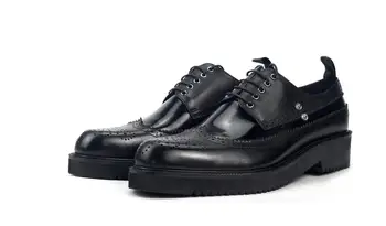 Модные туфли-броги из натуральной кожи с острым носком, резные модельные туфли, Высококачественная Официальная мужская обувь ручной работы на шнуровке черного цвета.
